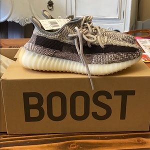 BNWT Yeezy Boost 350 V2 size 6.5 color Zyon